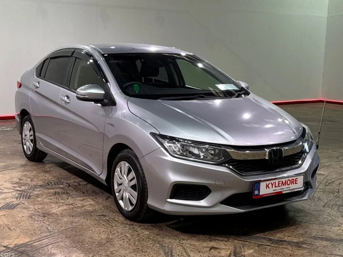 Honda Grace Saloon, Petrol Hybrid, 2019, Silver