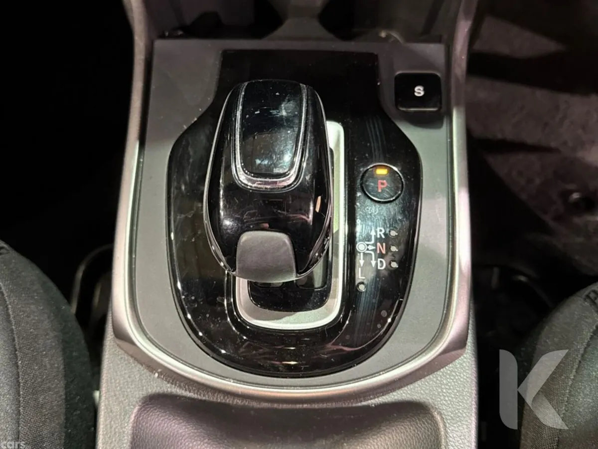 Honda Grace Saloon, Petrol Hybrid, 2019, Silver