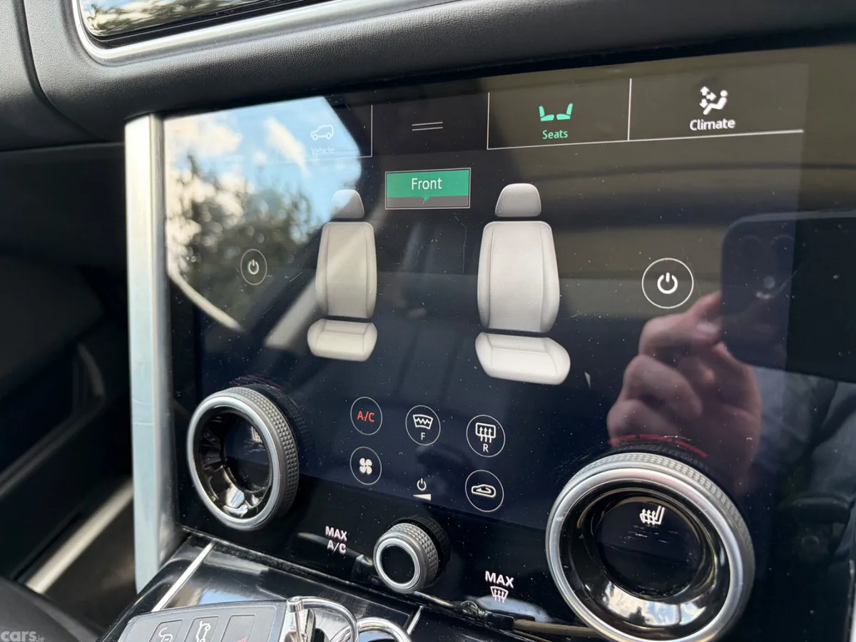 Land Rover Range Rover SUV, Petrol Hybrid, 2021, Black