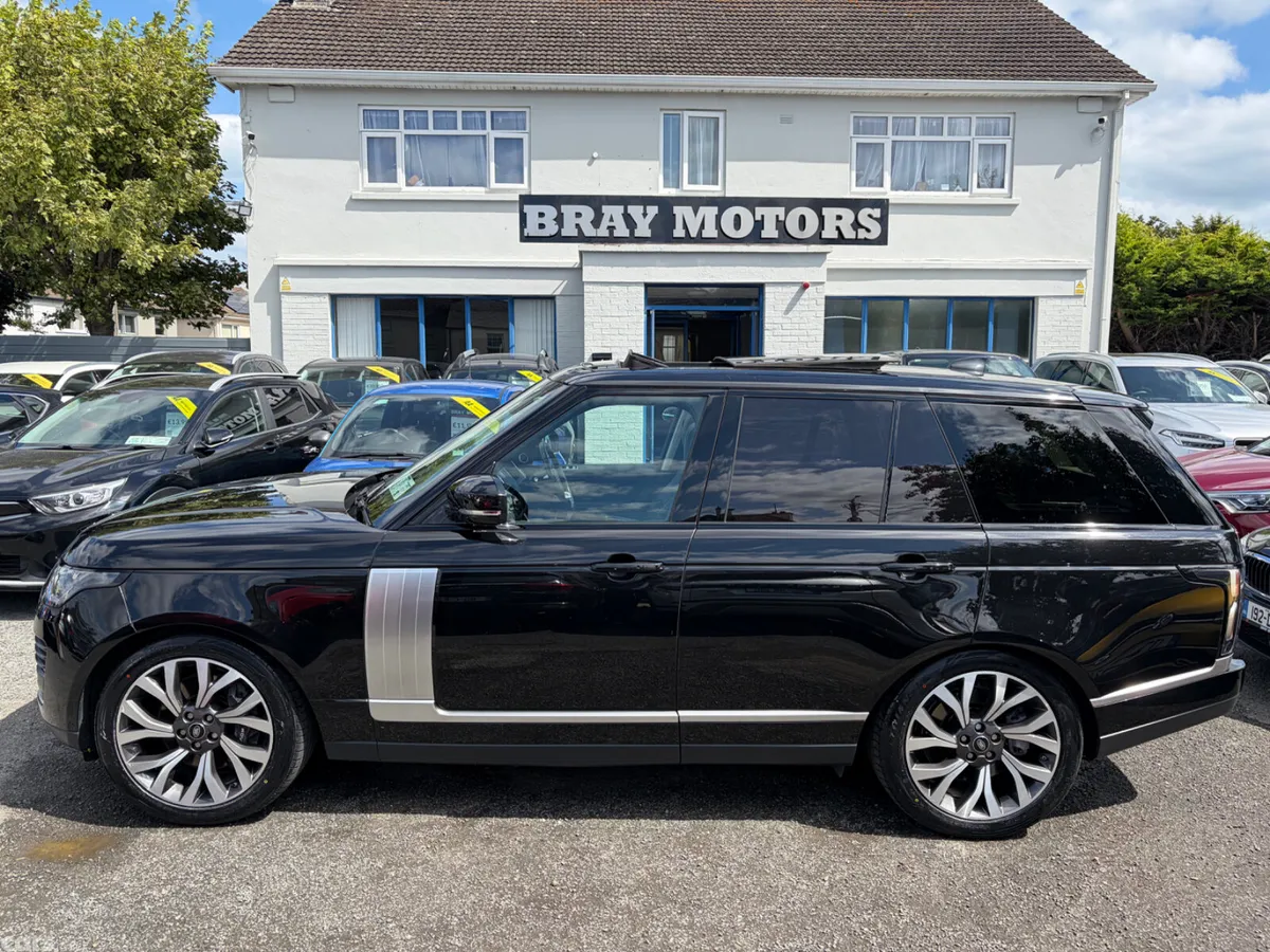 Land Rover Range Rover SUV, Petrol Hybrid, 2021, Black