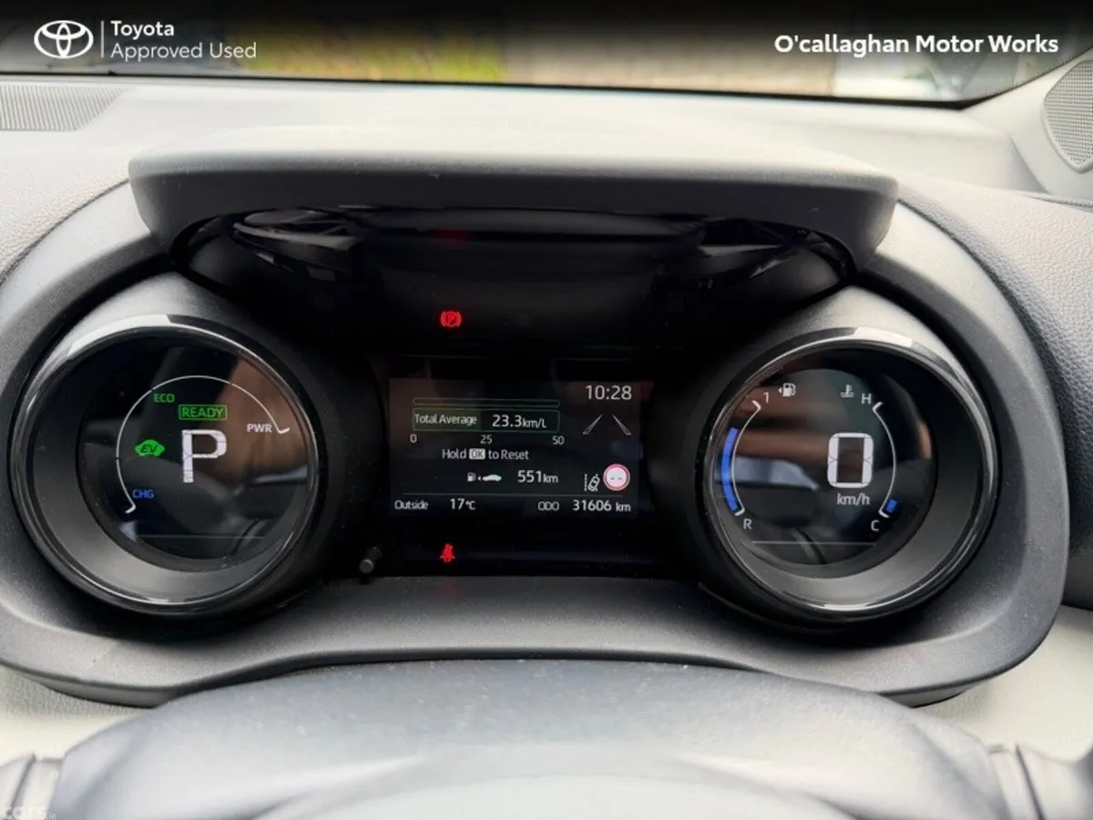 Toyota Yaris Hatchback, Petrol Hybrid, 2023, Grey