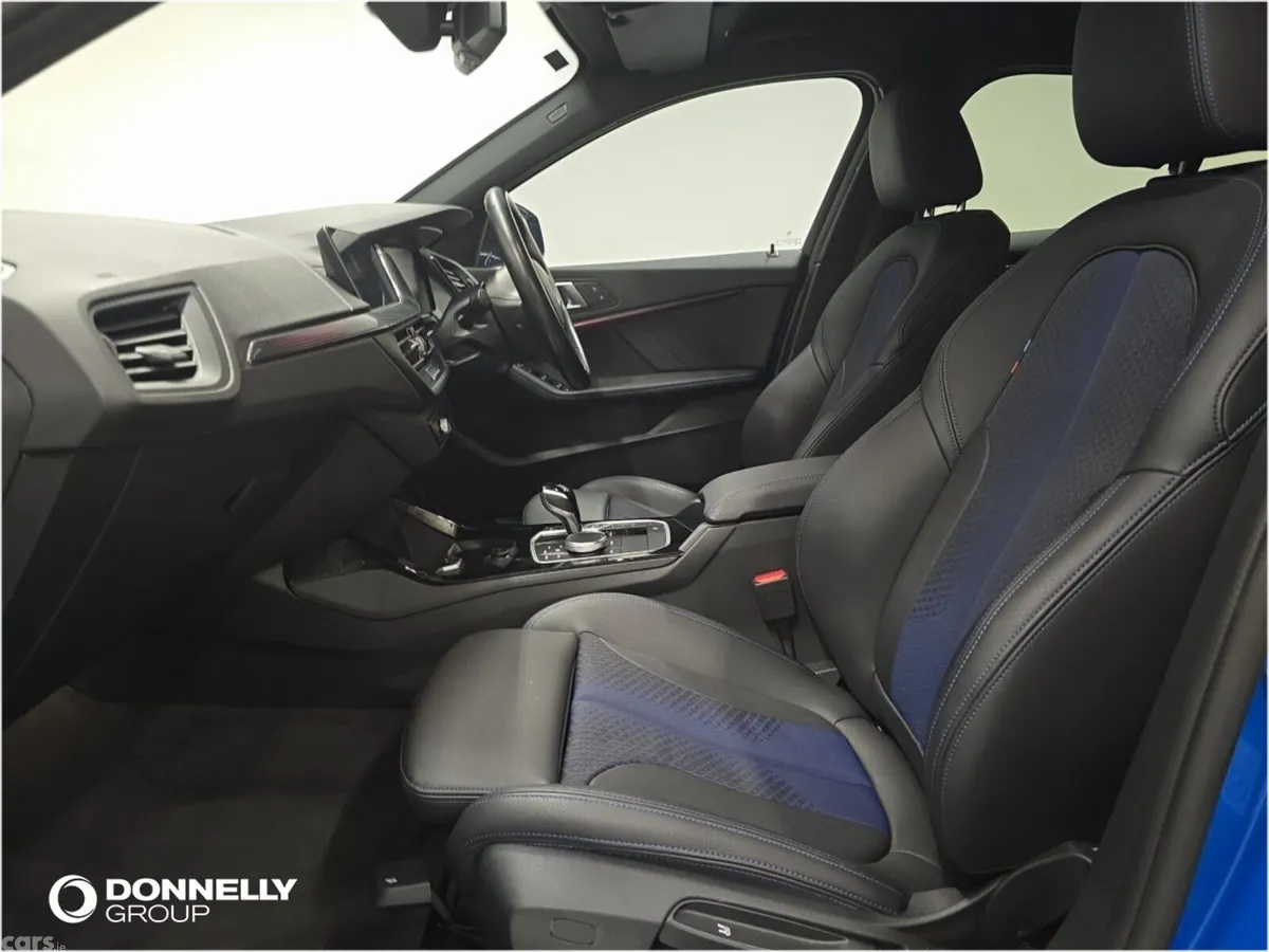 BMW 1-Series Hatchback, Diesel, 2023, Blue