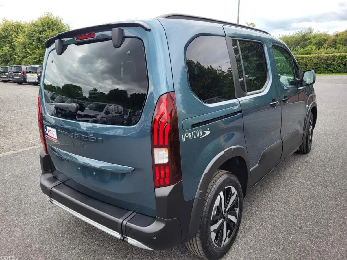 Peugeot Rifter MPV, Diesel, 2026, Blue