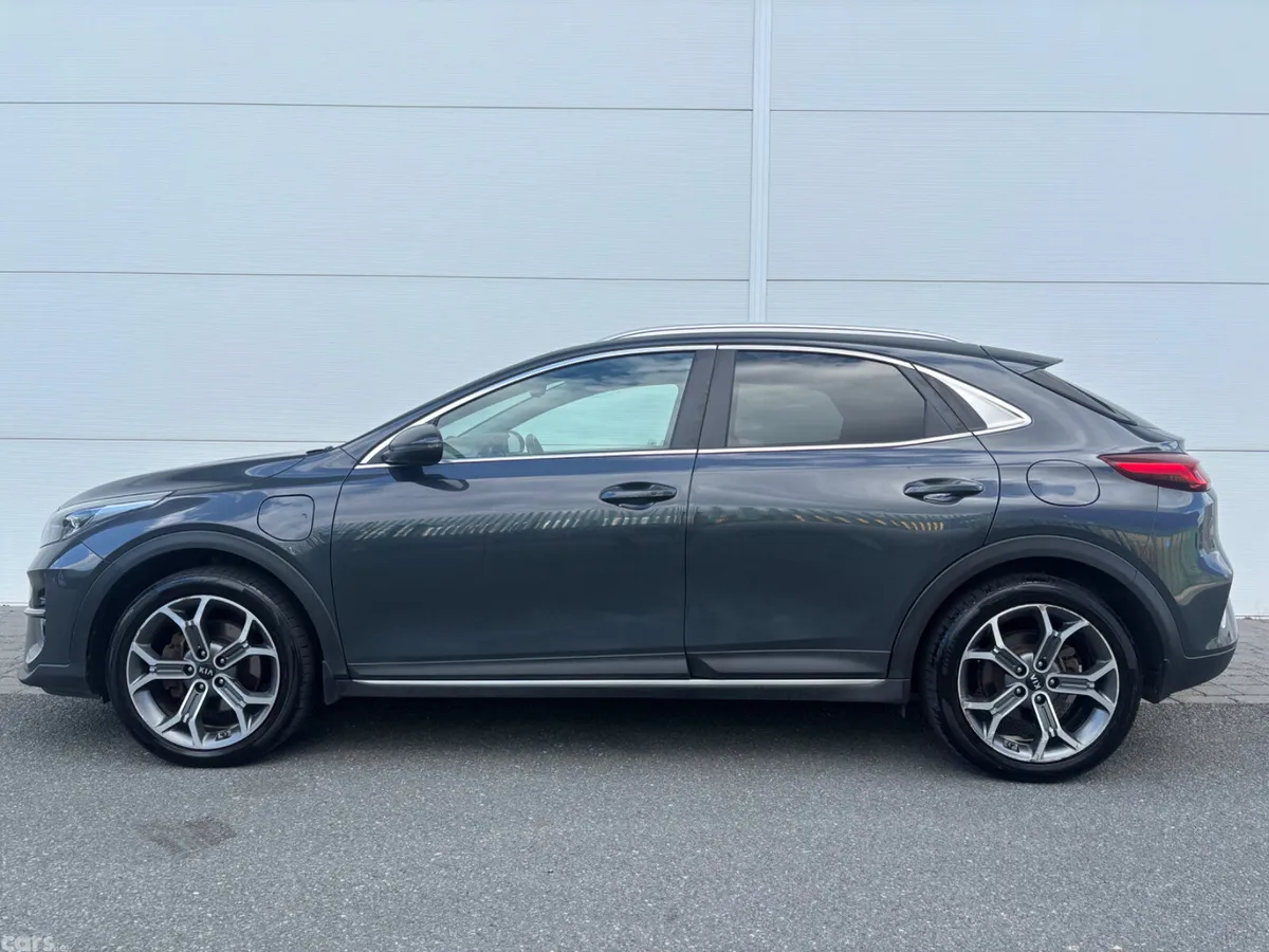 Kia XCeed Hatchback, Petrol Plug-in Hybrid, 2021, Grey