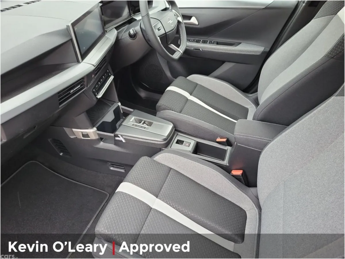 Opel Frontera SUV, Electric, 2026, Grey