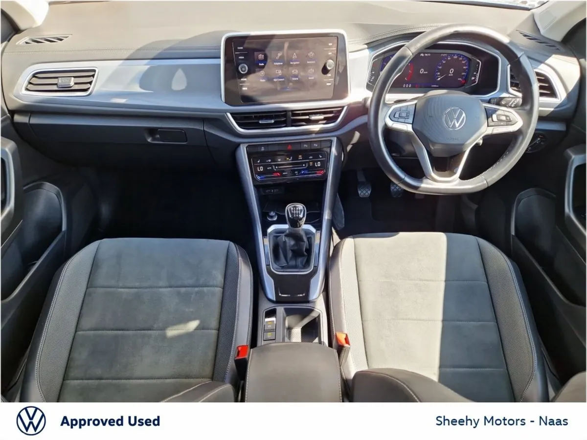 Volkswagen T-Roc SUV, Petrol, 2022, Blue