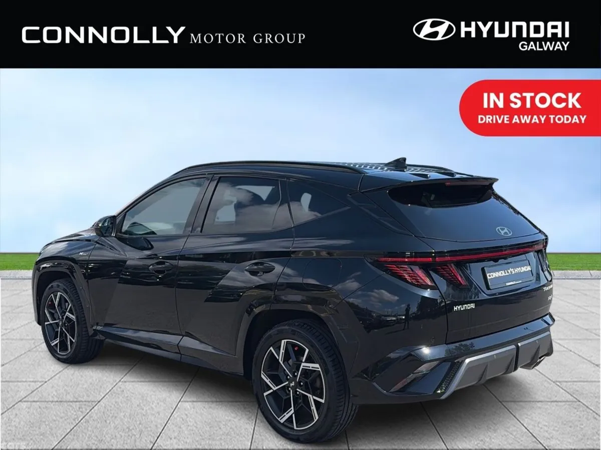 Hyundai Tucson SUV, Petrol Plug-in Hybrid, 2024, Black