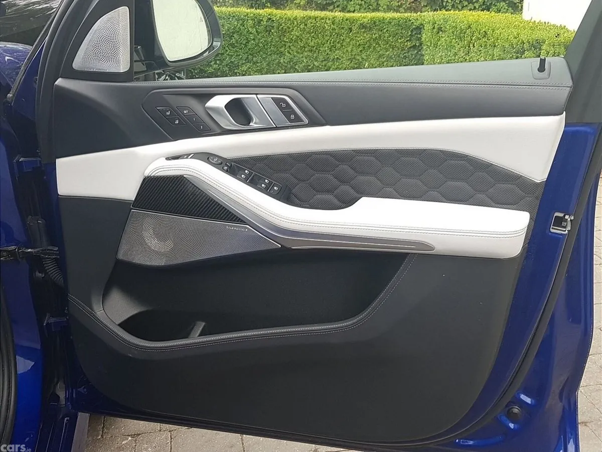 BMW X5 SUV, Petrol, 2022, Blue