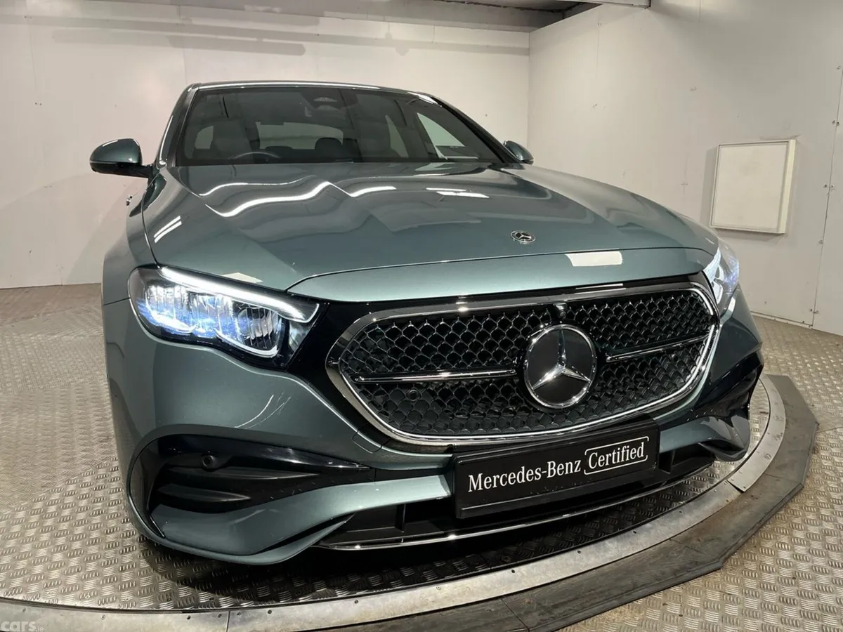 Mercedes-Benz E-Class Saloon, Diesel Plug-in Hybrid, 2025, Silver