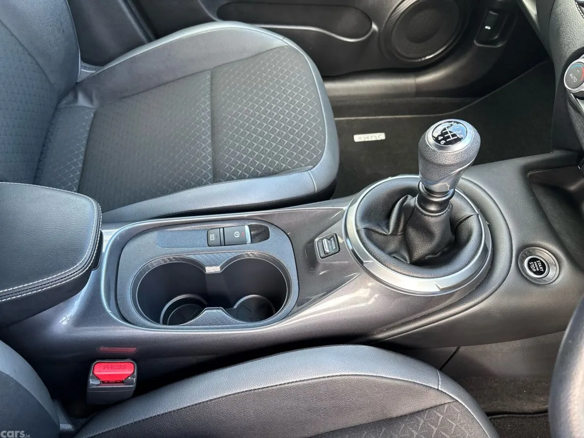 Nissan Juke SUV, Petrol, 2023, Red