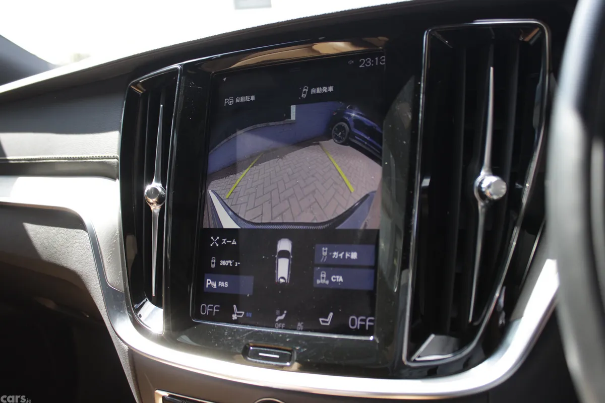 Volvo V60 Estate, Petrol Plug-in Hybrid, 2020, Silver