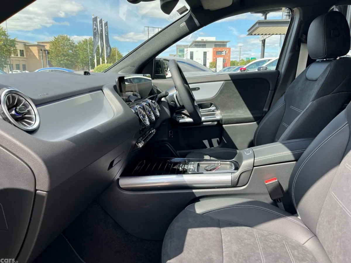 Mercedes-Benz GLA SUV, Diesel, 2026, Grey