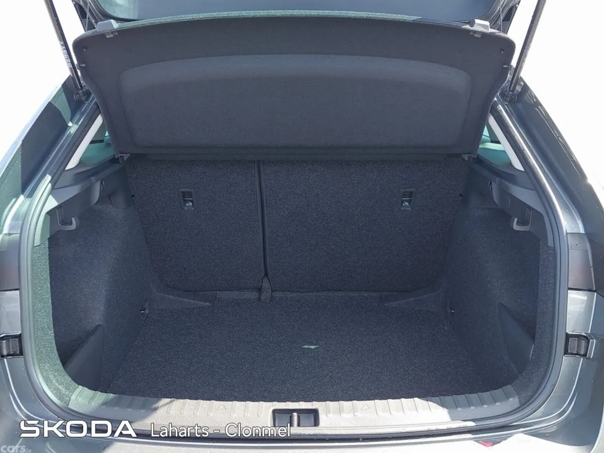 Skoda Scala Hatchback, Petrol, 2026, Grey