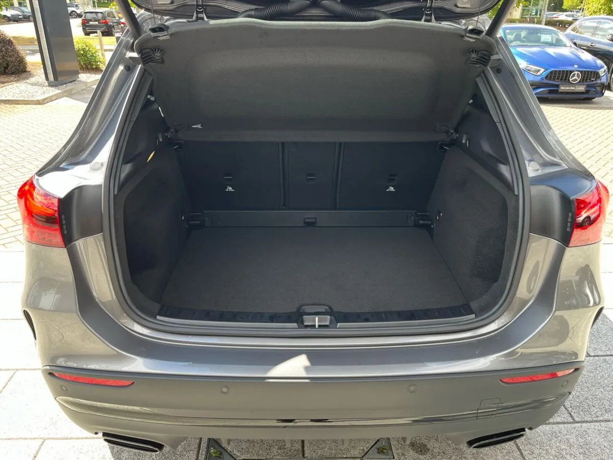 Mercedes-Benz GLA SUV, Diesel, 2026, Grey