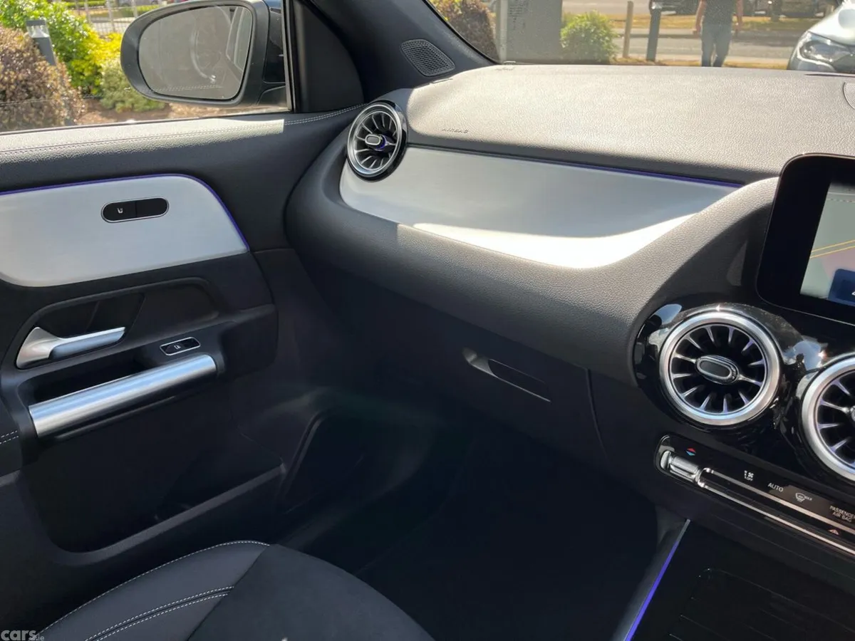 Mercedes-Benz GLA SUV, Diesel, 2026, Grey