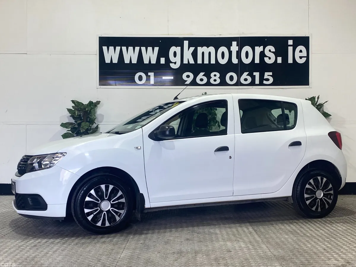 Dacia Sandero Hatchback, Petrol, 2019, White