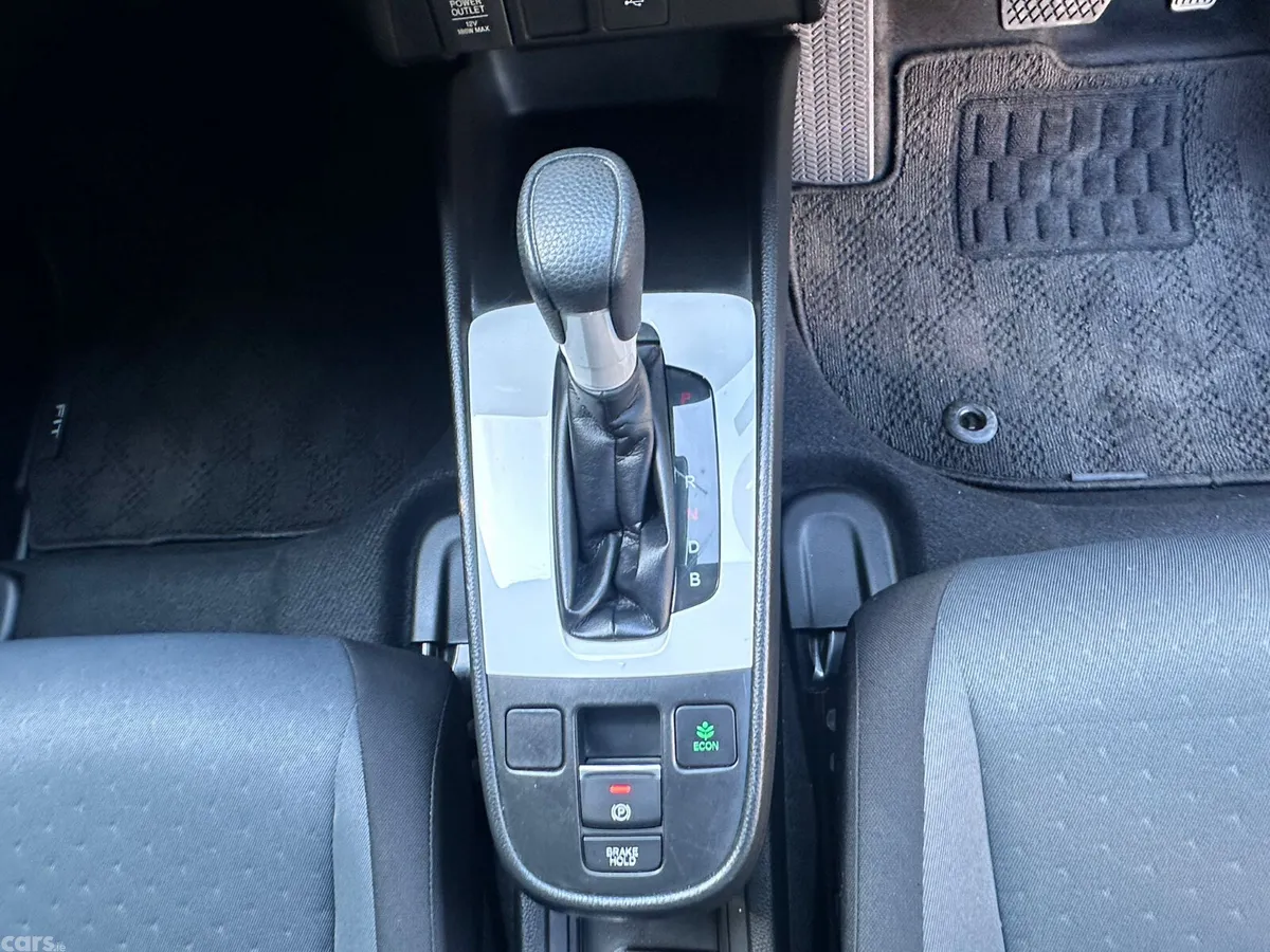 Honda Fit Hatchback, Petrol Hybrid, 2020, Silver