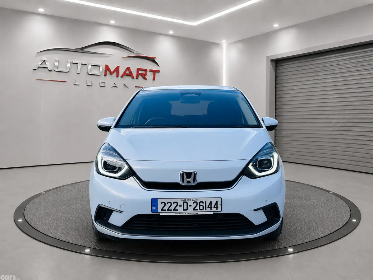 Honda Fit Hatchback, Petrol Hybrid, 2022, White