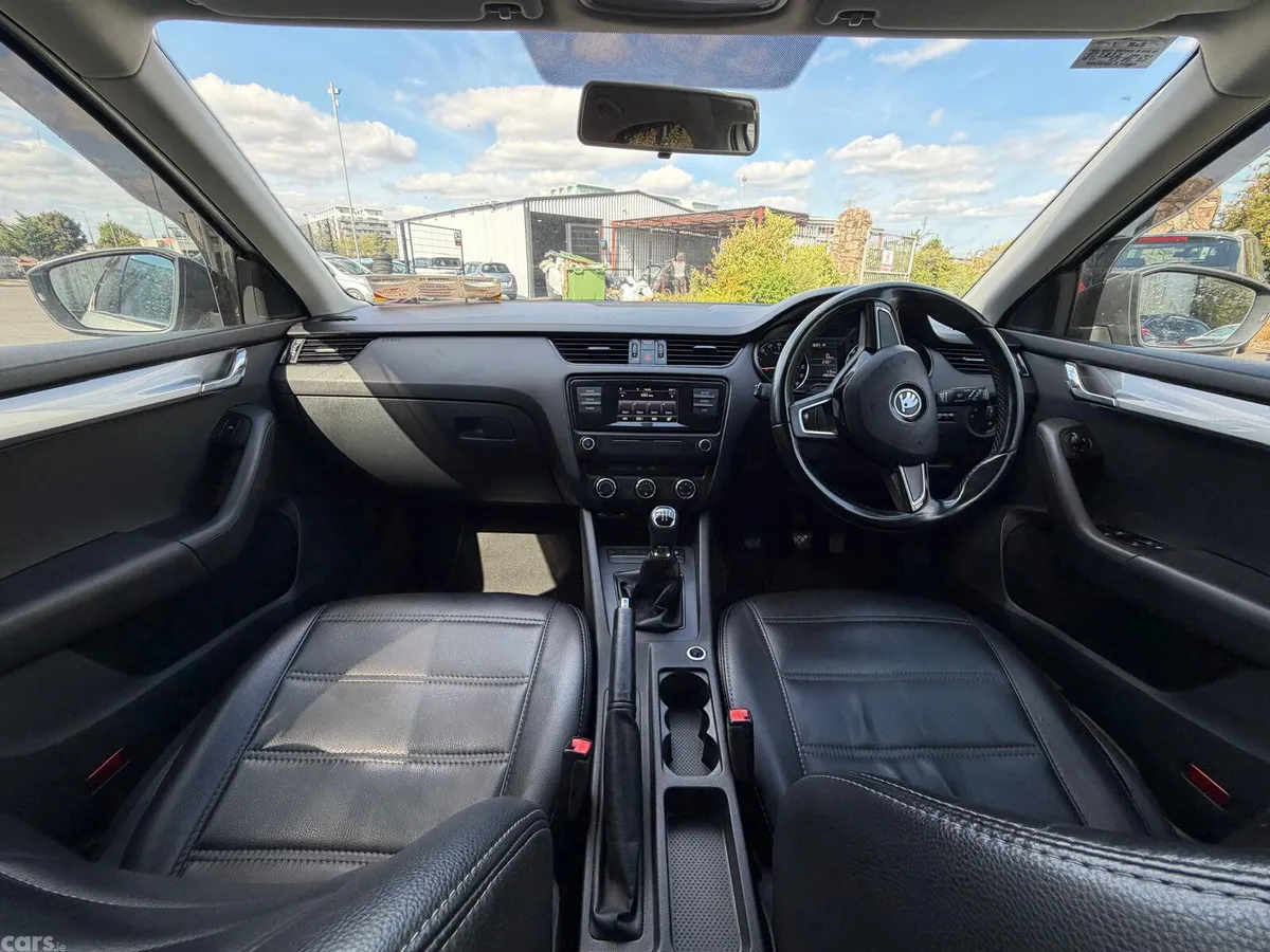 Skoda Octavia Saloon, Diesel, 2016, Silver