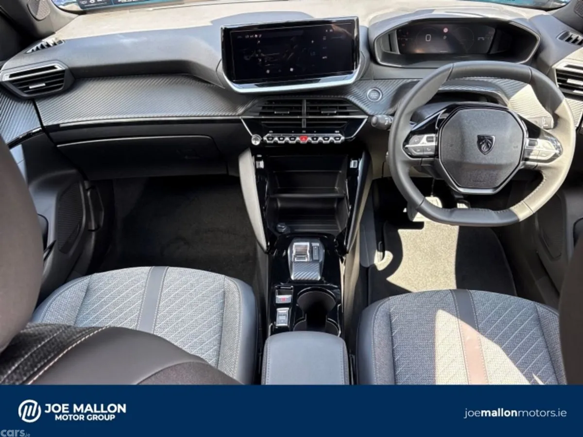 Peugeot 2008 MPV, Petrol Hybrid, 2026, Blue