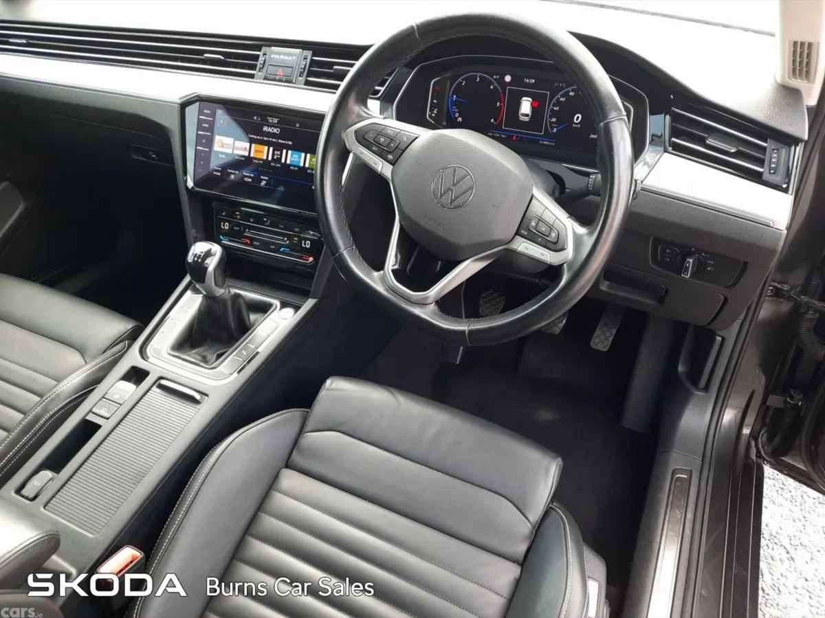 Volkswagen Passat Estate, Diesel, 2022, Grey