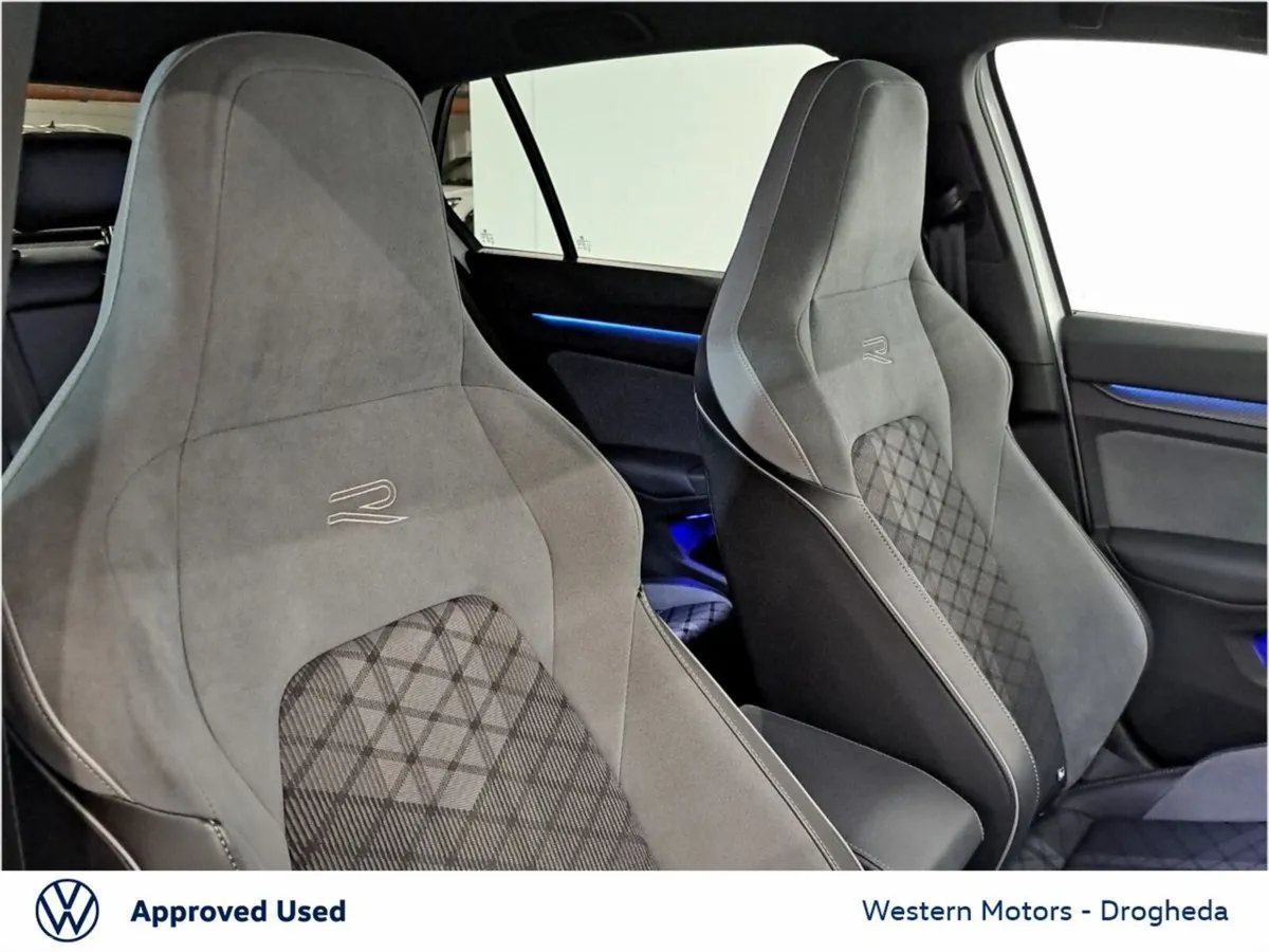 Volkswagen Golf Hatchback, Diesel, 2022, White