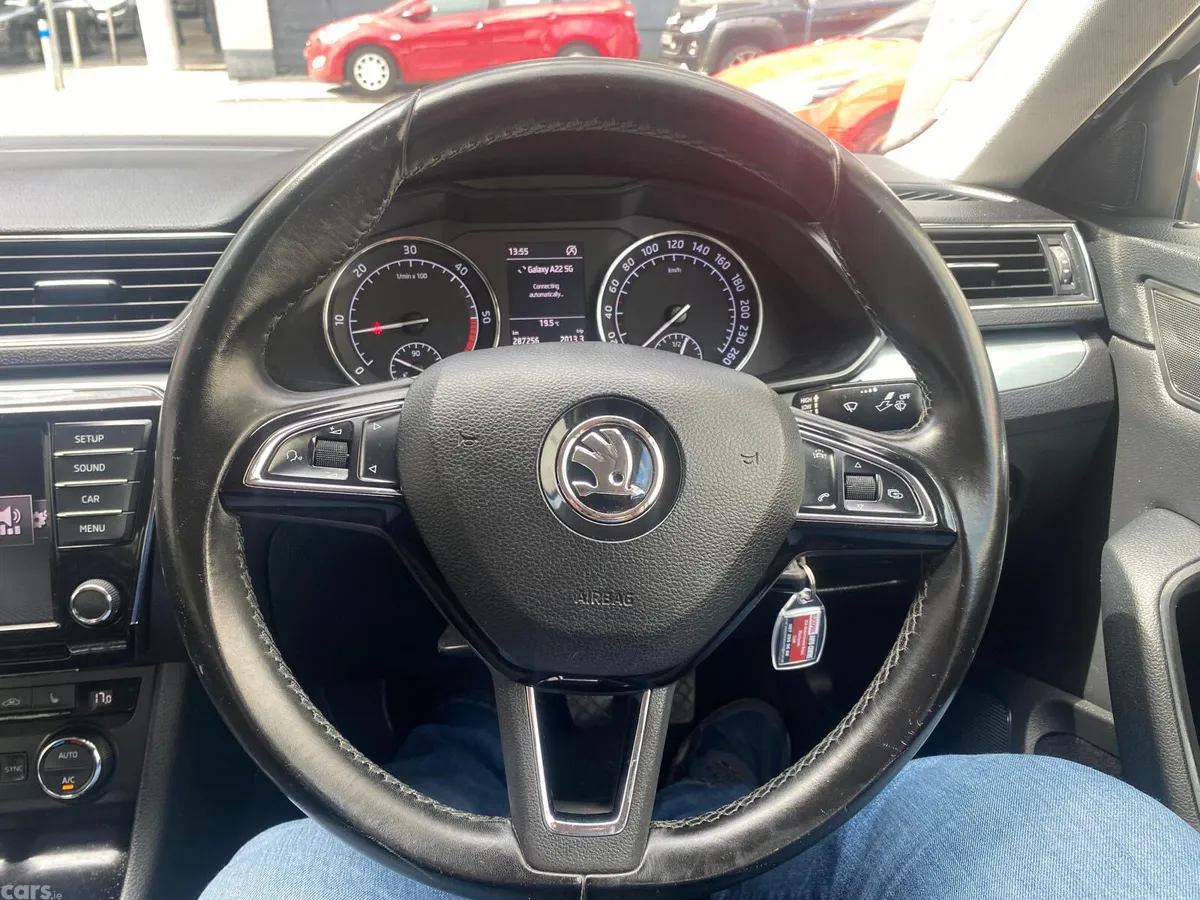 Skoda Superb Saloon, Diesel, 2017, White