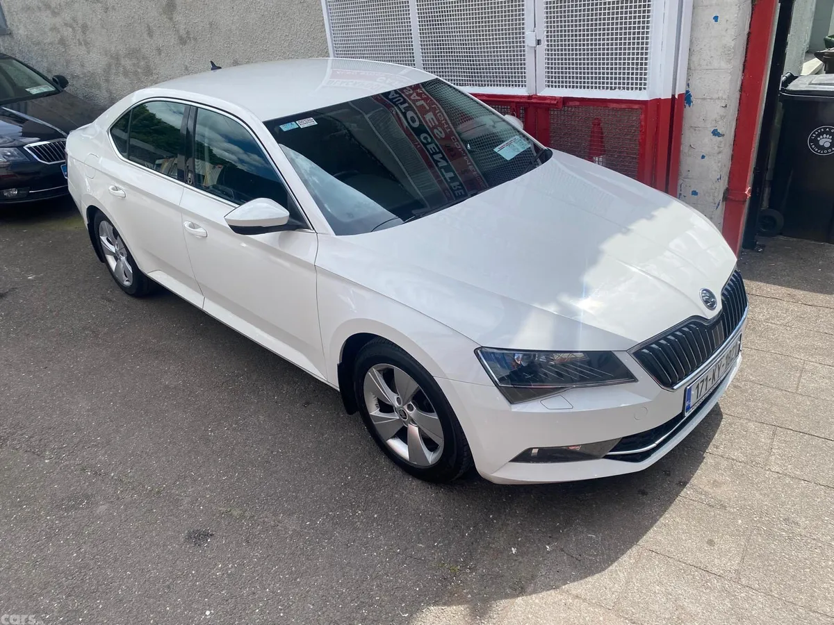 Skoda Superb Saloon, Diesel, 2017, White