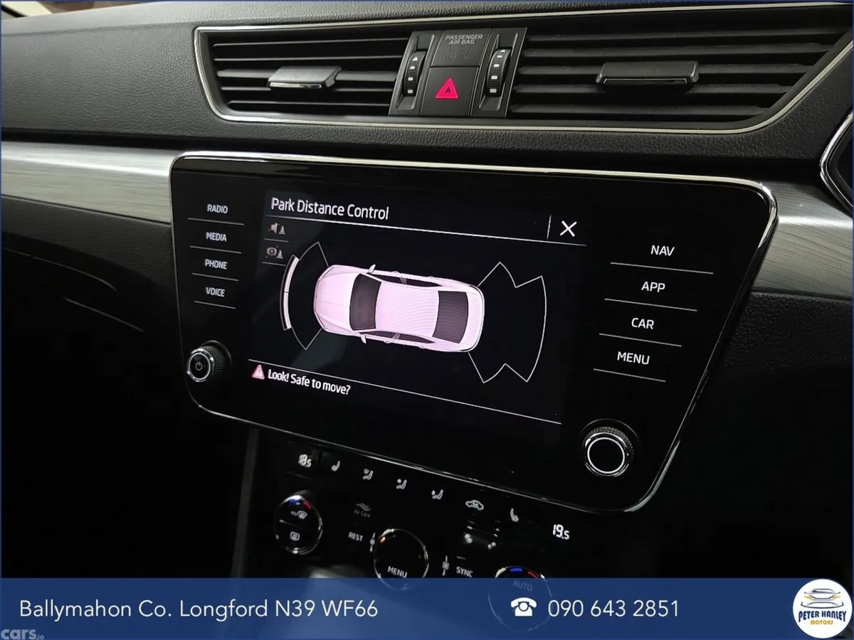 Skoda Superb Saloon, Diesel, 2023, Blue