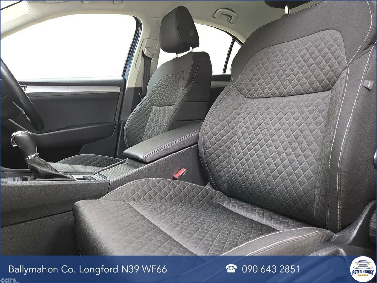 Skoda Superb Saloon, Diesel, 2023, Blue