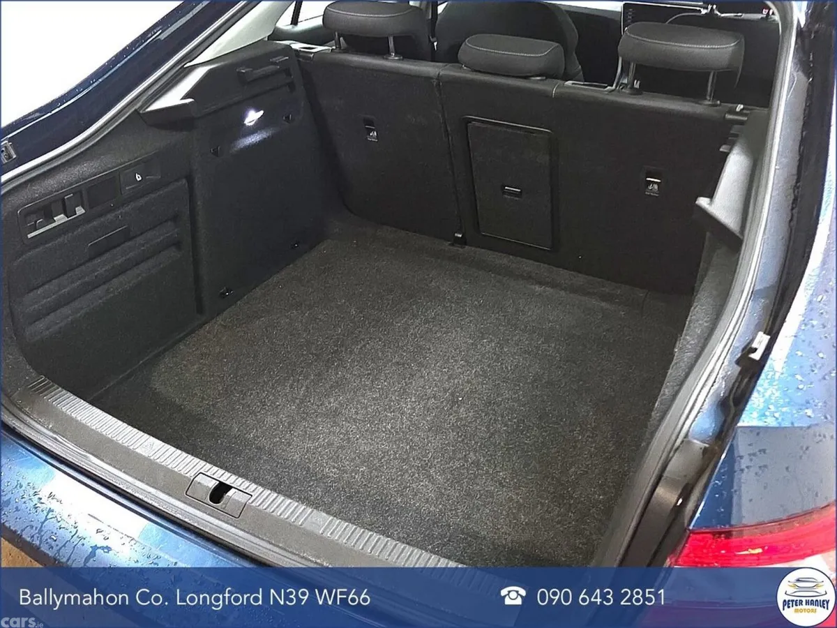 Skoda Superb Saloon, Diesel, 2023, Blue