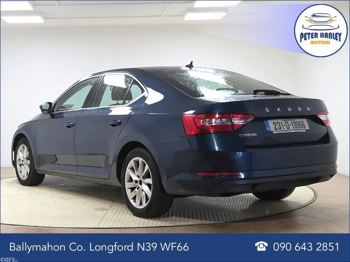 Skoda Superb Saloon, Diesel, 2023, Blue
