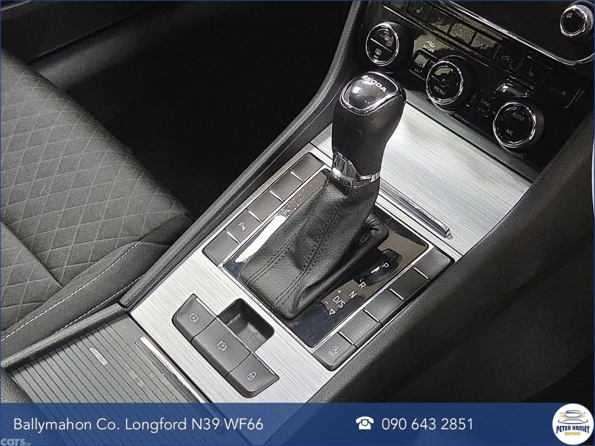 Skoda Superb Saloon, Diesel, 2023, Blue