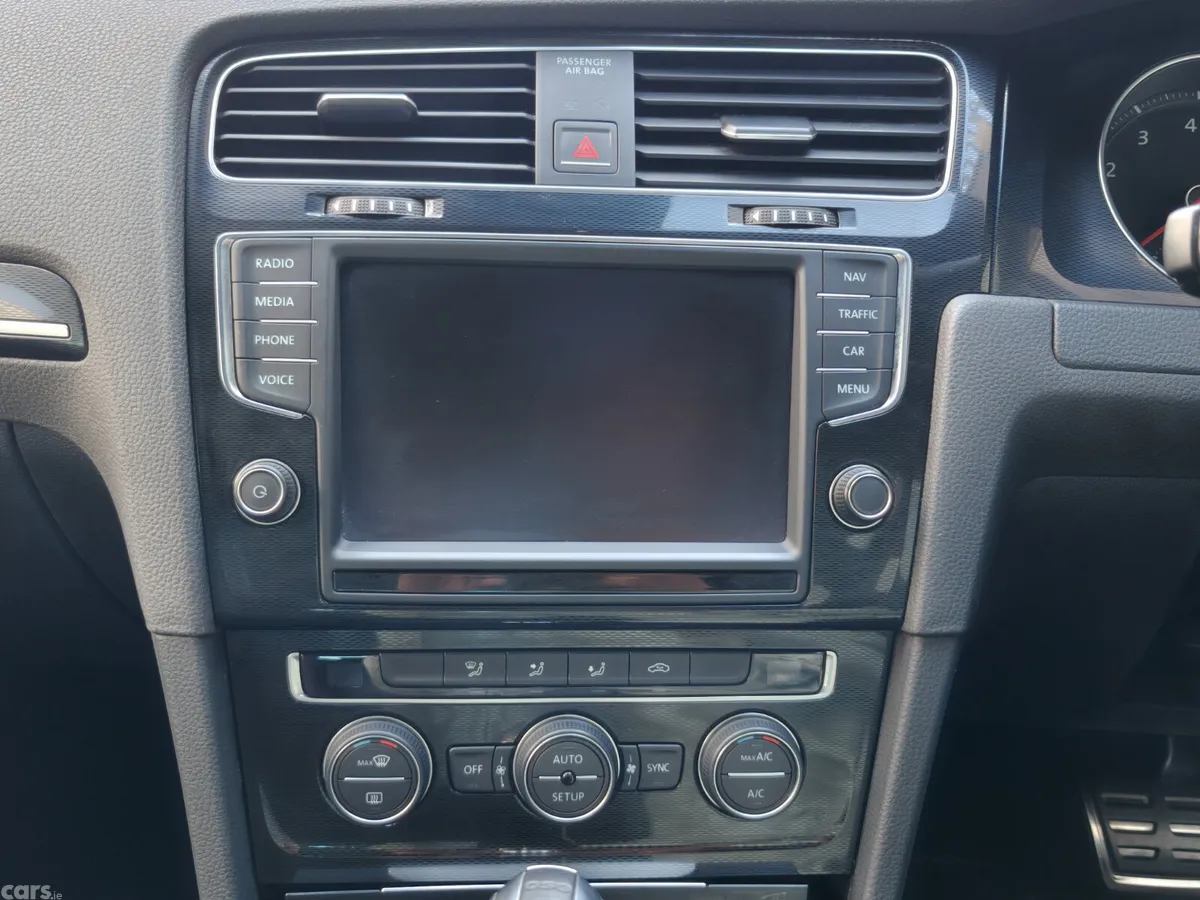 Volkswagen Golf Hatchback, Petrol, 2013, Black