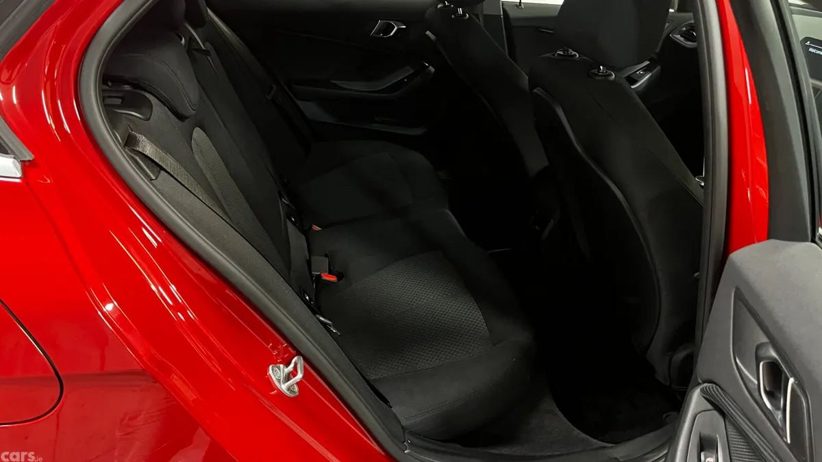 BMW 1-Series Hatchback, Diesel, 2021, Red
