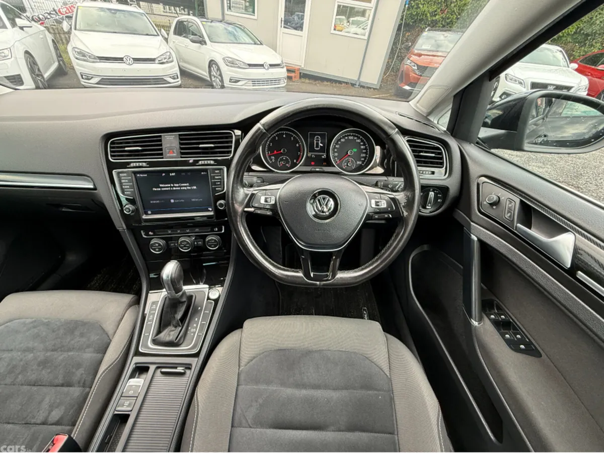 Volkswagen Golf Hatchback, Petrol, 2017, Black