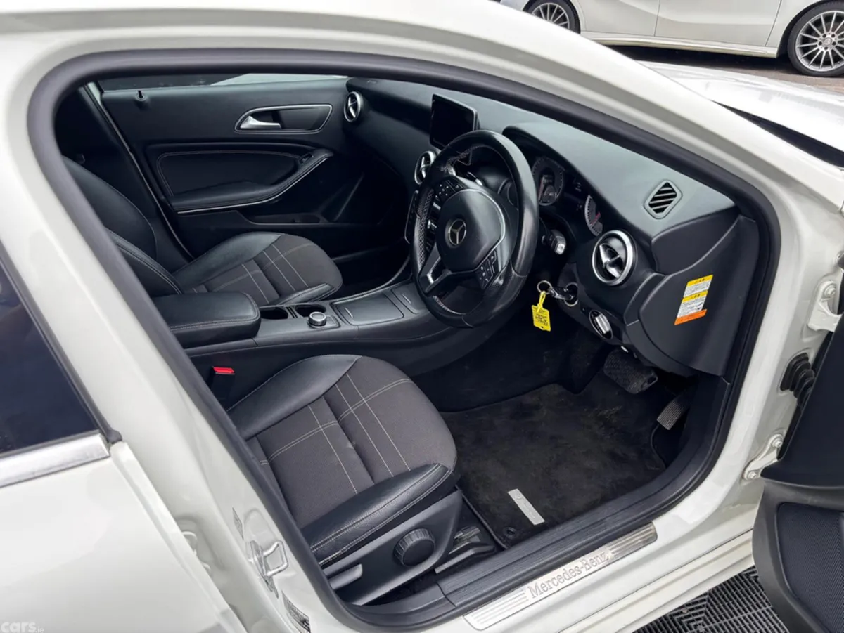 Mercedes-Benz A-Class Hatchback, Petrol, 2014, White