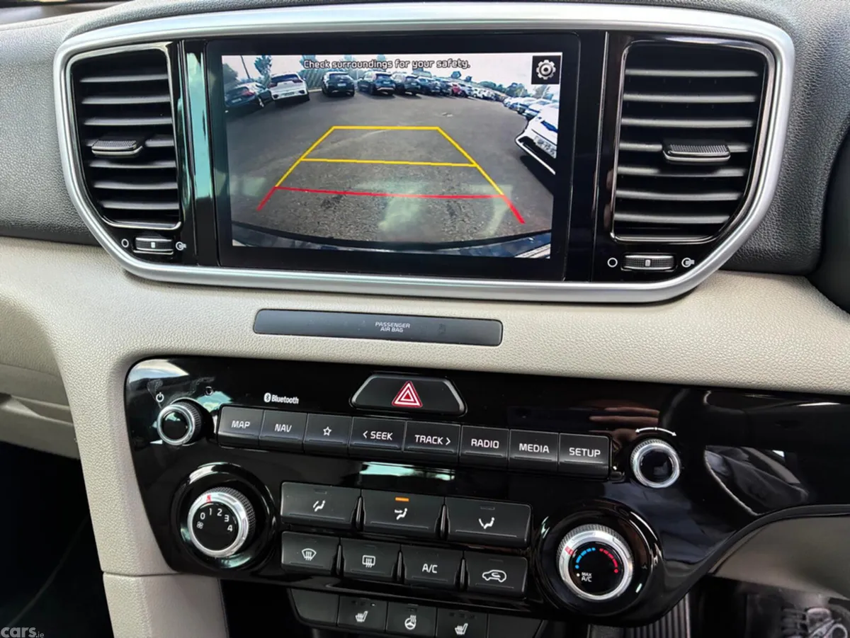 Kia Sportage MPV, Diesel Hybrid, 2021, Black