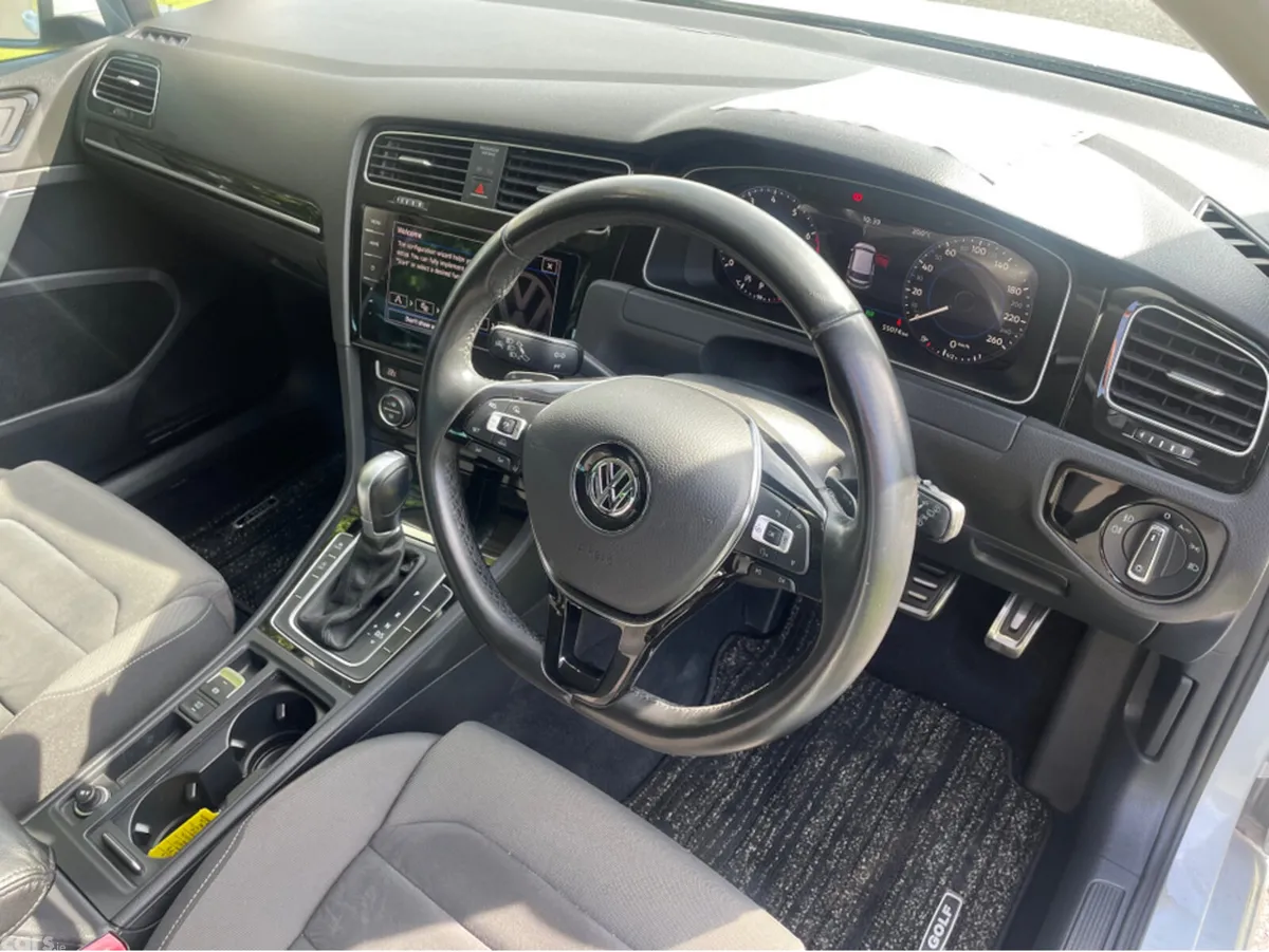 Volkswagen Golf Hatchback, Petrol, 2017, White