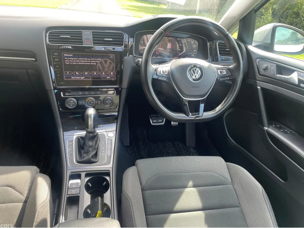 Volkswagen Golf Hatchback, Petrol, 2017, White