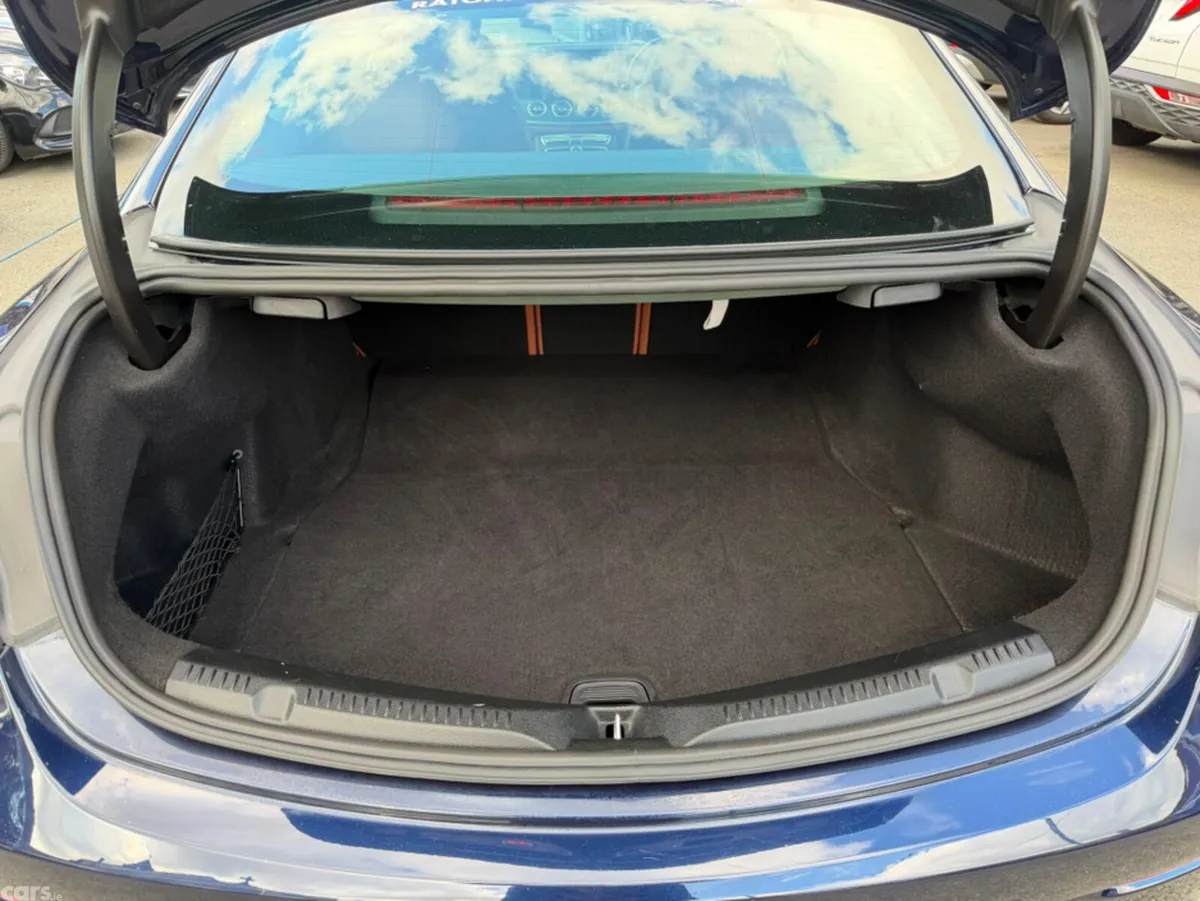 Mercedes-Benz E-Class Coupe, Diesel, 2019, Blue