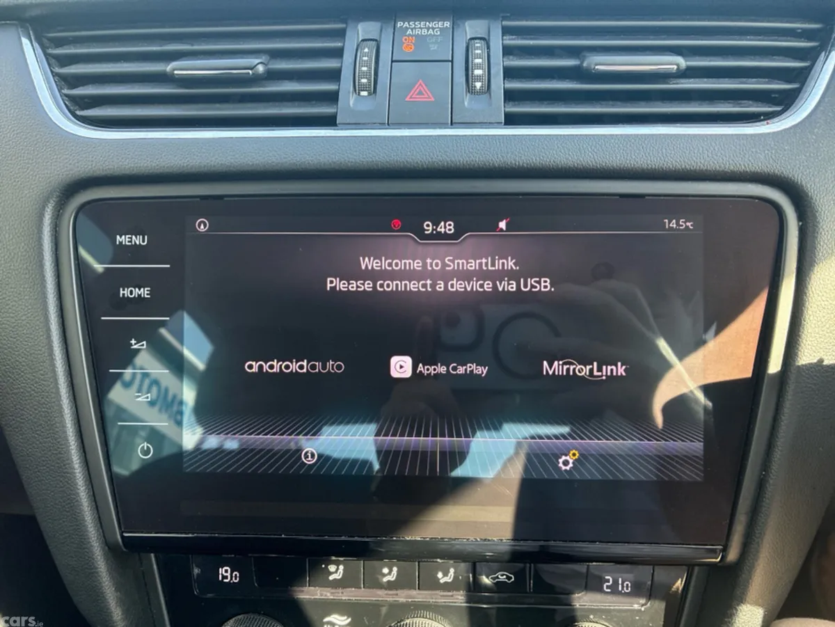 Skoda Octavia Hatchback, Petrol, 2020, Blue