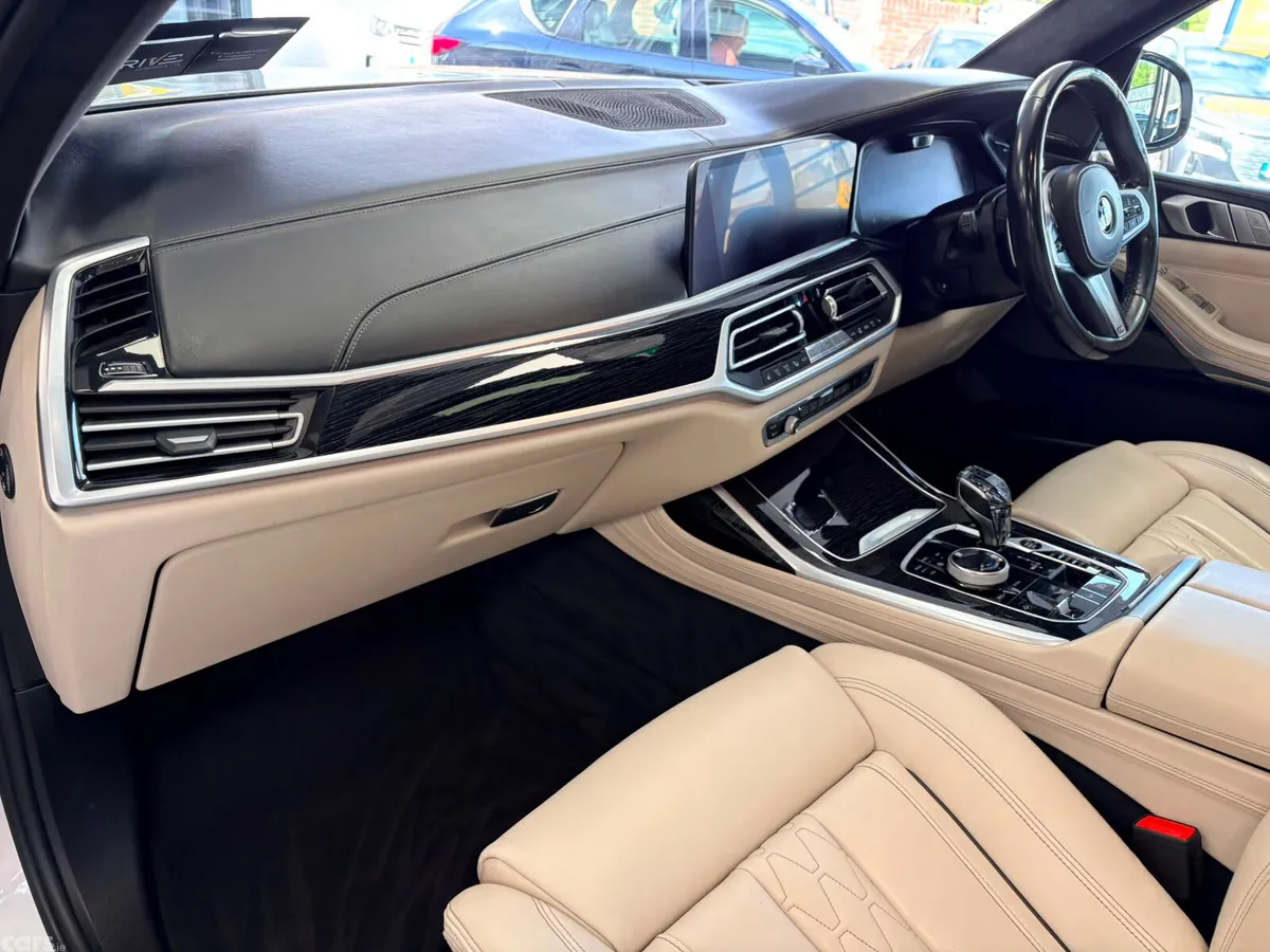 BMW X7 Estate/Jeep, Diesel, 2019, White