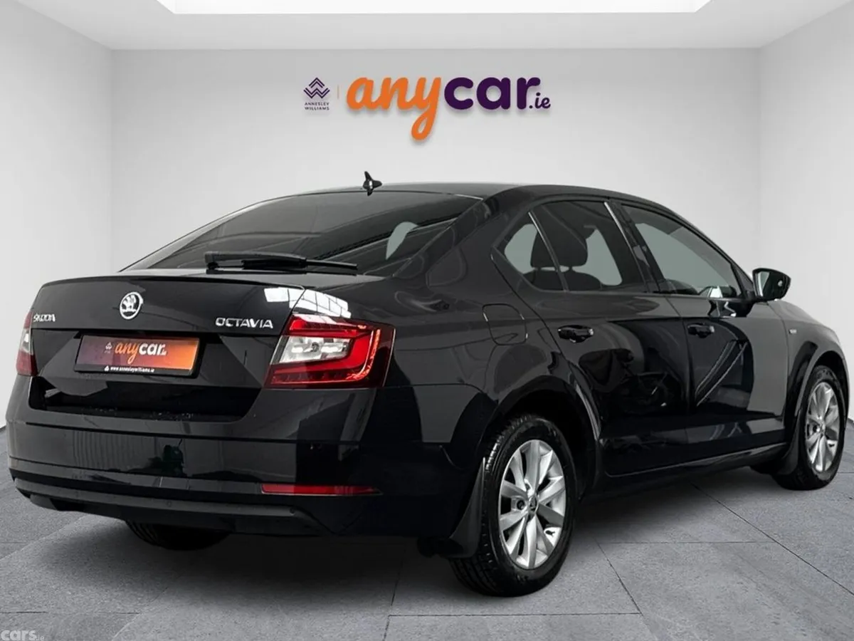 Skoda Octavia Saloon, Petrol, 2020, Black