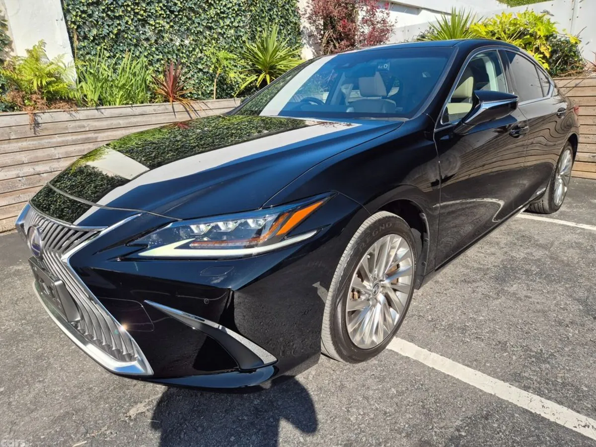 Lexus ES Saloon, Petrol Hybrid, 2021, Black