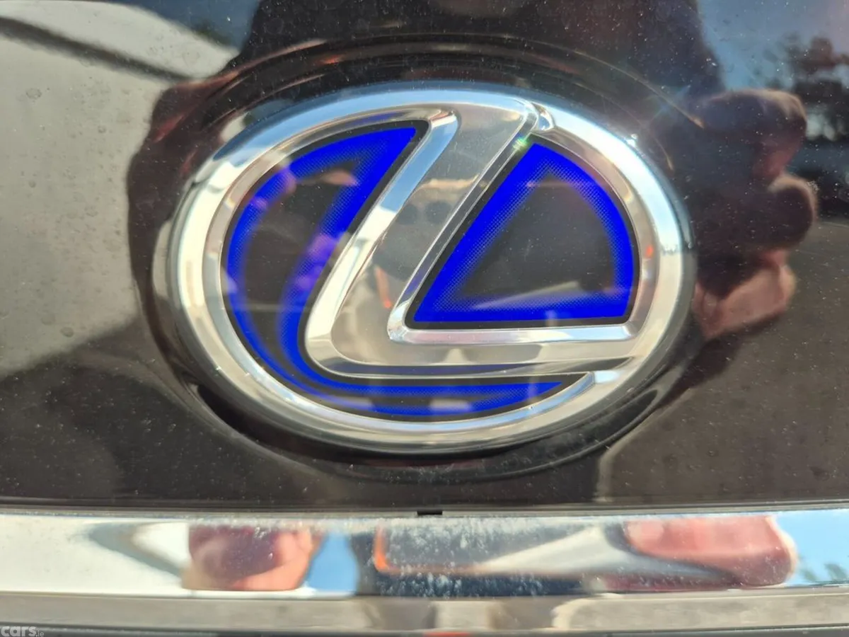 Lexus ES Saloon, Petrol Hybrid, 2021, Black