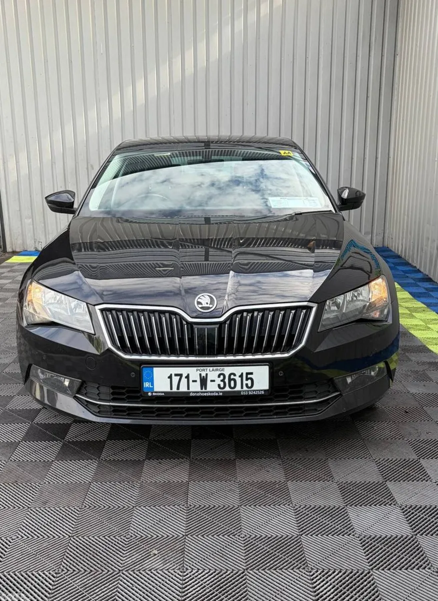 Skoda Superb Saloon, Diesel, 2017, Black