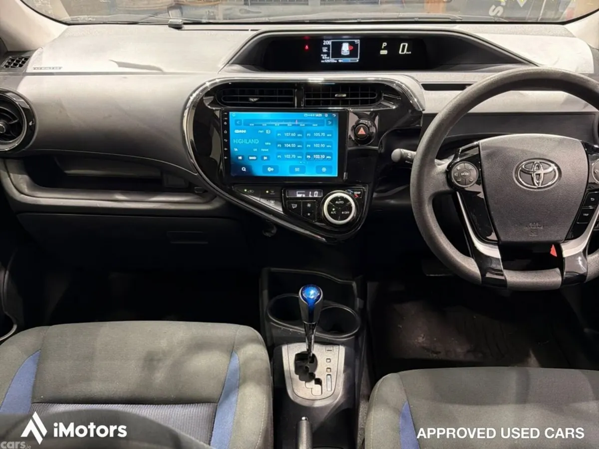 Toyota Aqua Hatchback, Petrol Hybrid, 2021, White