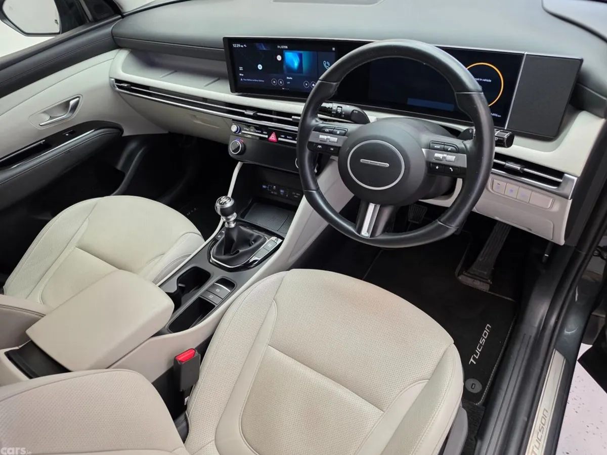 Hyundai Tucson MPV, Diesel, 2025, Green