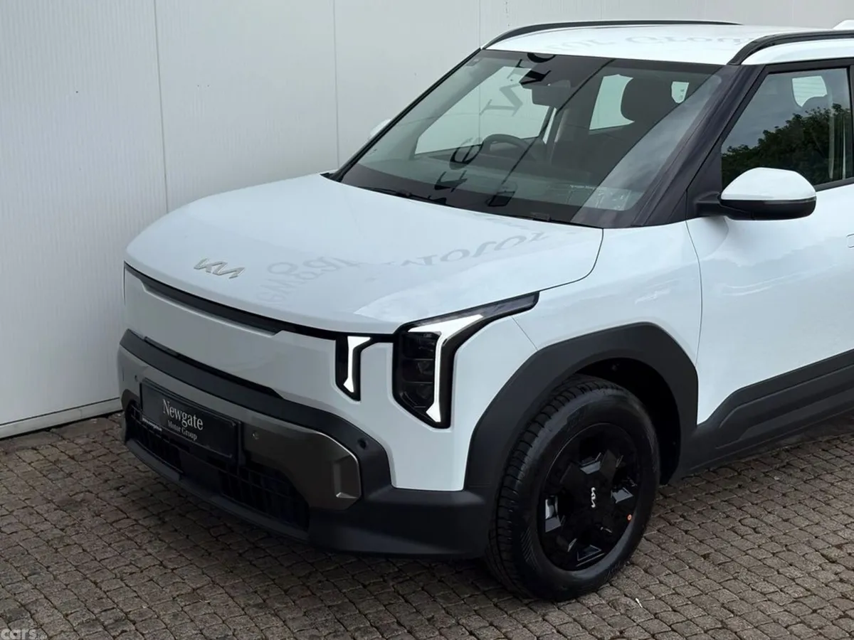 Kia EV2 Hatchback, Electric, 2027, White